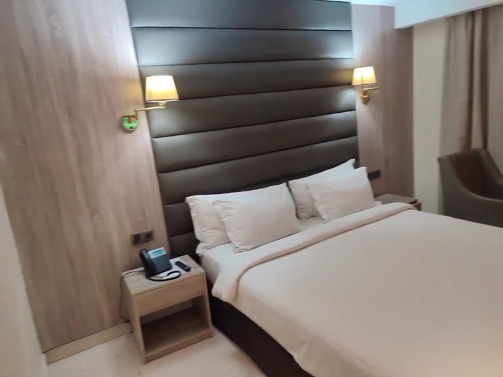 Monty Suites Calabar photo 2